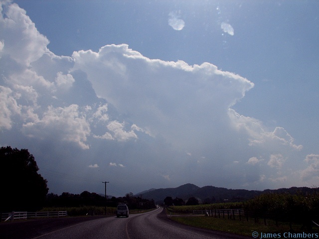 I head off south, hoping to catch this rapidly developing storm to the SW