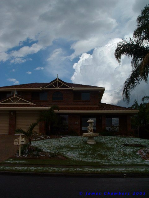 A thunderstorm moves away from the Calamvale area after dropping large amounts of hail. Nov 29, 2005