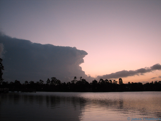 Weak-moderate storm but nice to see some inflow starting up
