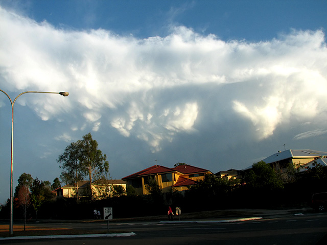 Looking SSW. These storms weakened as others developed to their west and NW.