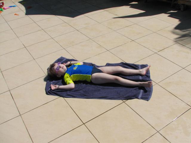 Time for a 15 second sunbake!
